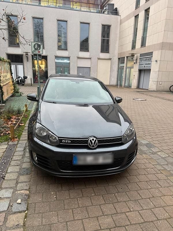Schwarz Gebraucht 2010 VW Golf VI GTD Kleinwagen | 4.900 € (Guter Preis) - Bild 1/4