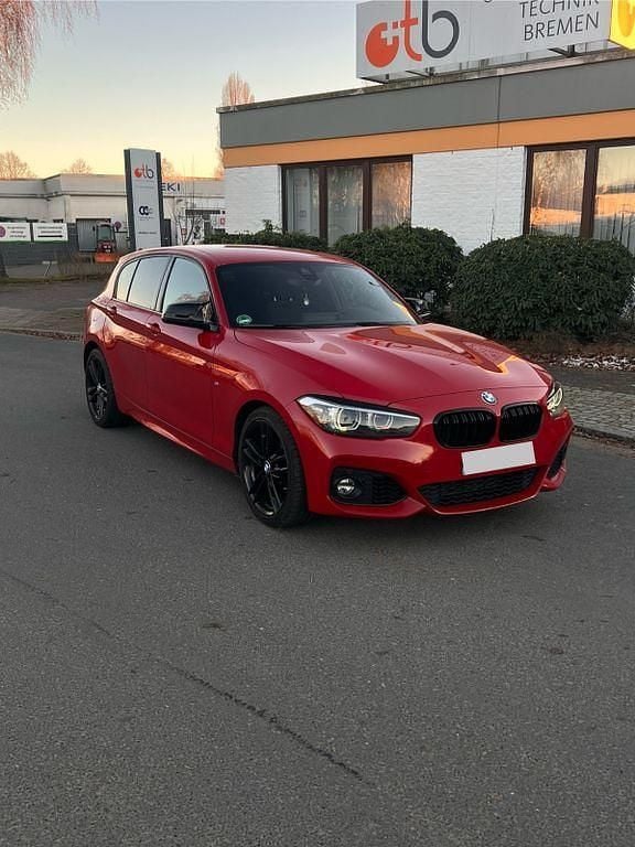 Rot Gebraucht 2017 BMW 118 M Sport Kleinwagen | 9.999 € (Superpreis) - Bild 1/4