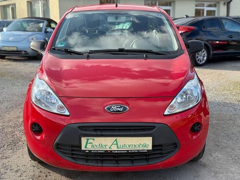 Gebraucht Ford Ka Ambiente 69 PS (50 kW) 2014 Rot Kleinwagen