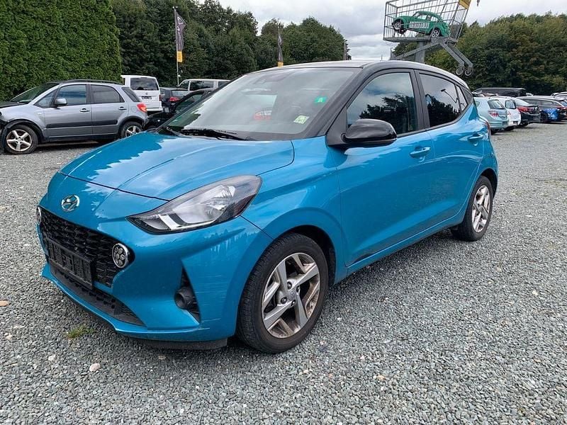 Blau Gebraucht 2020 Hyundai i10 Intro Edition Kleinwagen | 7.400 € (Guter Preis) - Bild 1/4