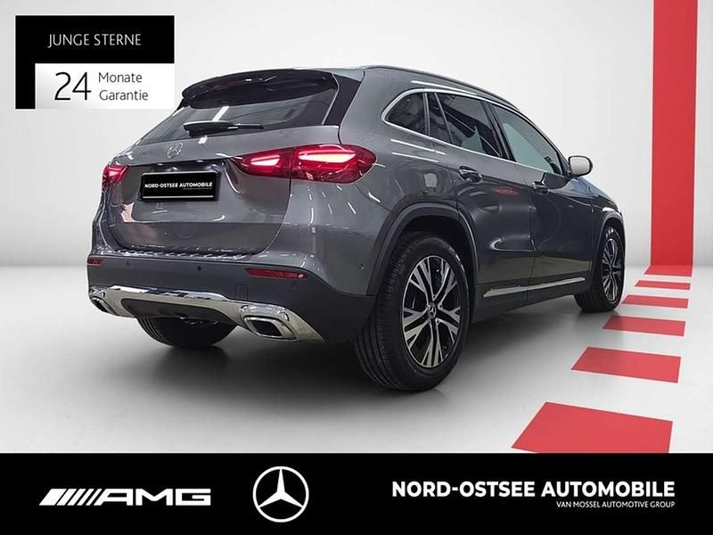 Gebraucht Mercedes GLA200 Progressive 150 PS (110 kW) 2025 Metalliclack mountaingrau SUV