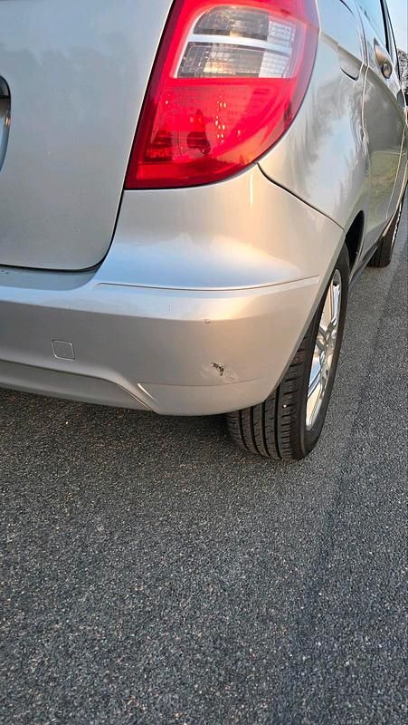 Gebraucht Mercedes A160 95 PS (69 kW) 2010 Grau Kleinwagen