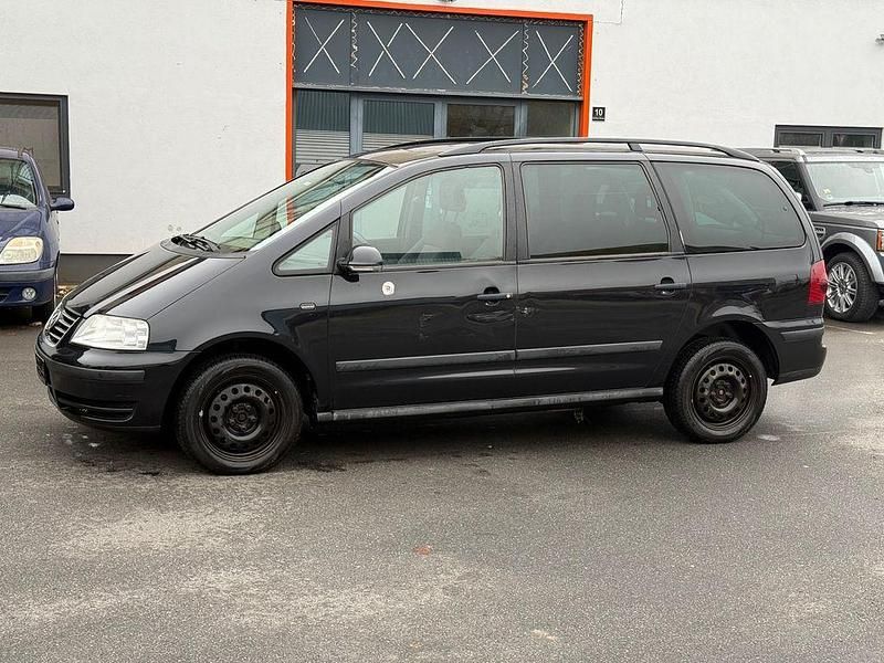 Gebraucht VW Sharan Trendline 116 PS (85 kW) 2009 Schwarz Van / Kleinbus