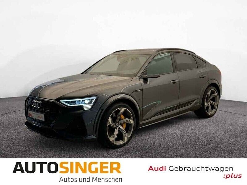 Grau Gebraucht 2021 Audi e-tron Comfort SUV | 55.790 € (Teuer) - Bild 1/4