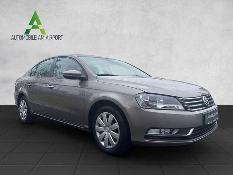 Gebraucht VW Passat Trendline 193 PS (141 kW) 2011 Braun Limousine