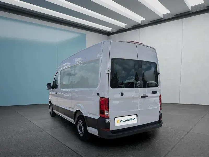 Gebraucht VW Crafter 140 PS (102 kW) 2024 Weiß Van