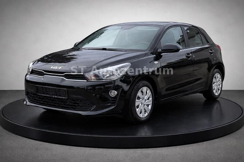 Gebraucht Kia Rio 101 PS (74 kW) 2022 Schwarz Kleinwagen