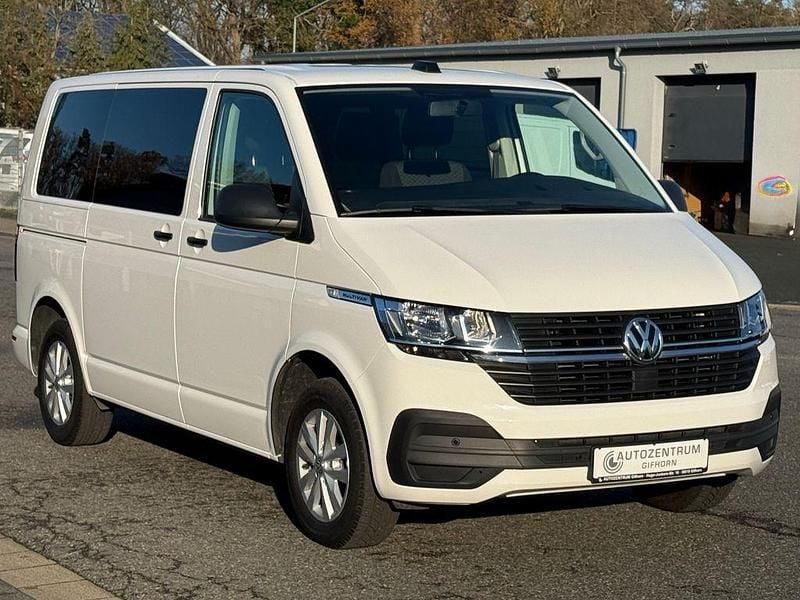 Gebraucht VW Multivan Family 150 PS (110 kW) 2021 Weiß Van