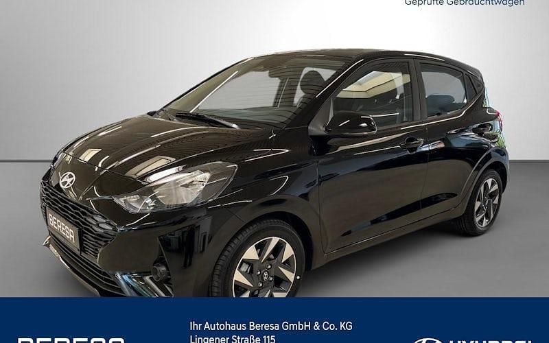 Schwarz Neu 2025 Hyundai i10 Trend Kleinwagen | 15.180 € (Guter Preis) - Bild 1/4