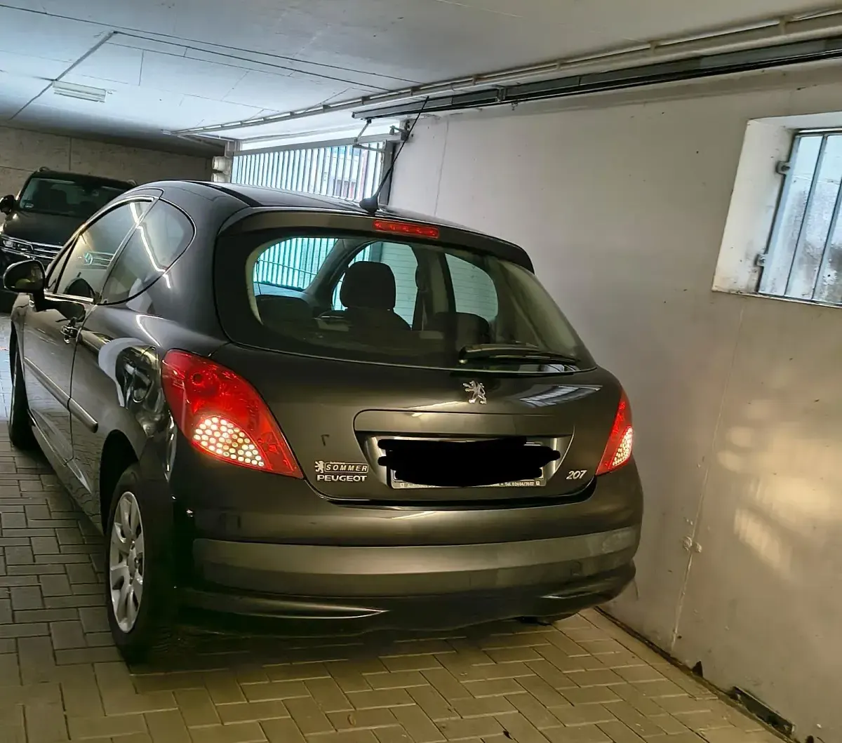 Gebraucht Peugeot 207 Tendance 88 PS (64 kW) 2006 Schwarz Kleinwagen