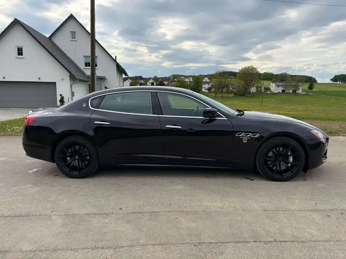Gebraucht Maserati Quattroporte 411 PS (302 kW) 2016 Schwarz Limousine