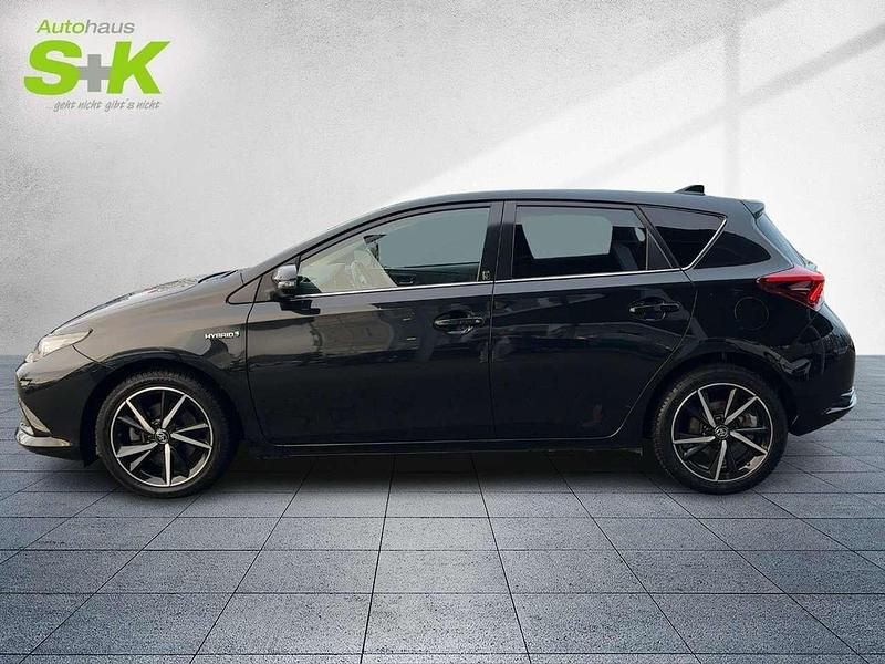 Gebraucht Toyota Auris Hybrid Team 136 PS (100 kW) 2018 Mysticschwarz mica (schwarz) Limousine