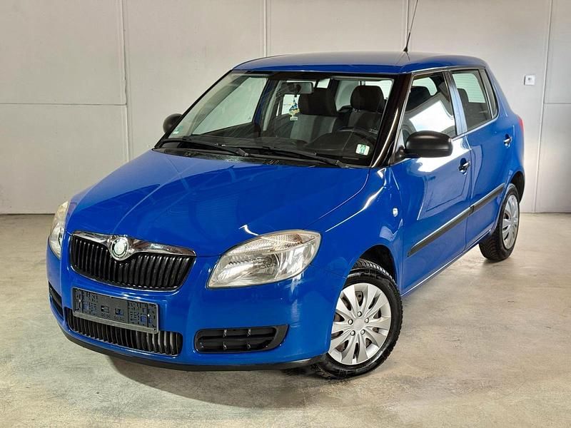 Gebraucht Skoda Fabia 60 PS (44 kW) 2009 Blau Kleinwagen