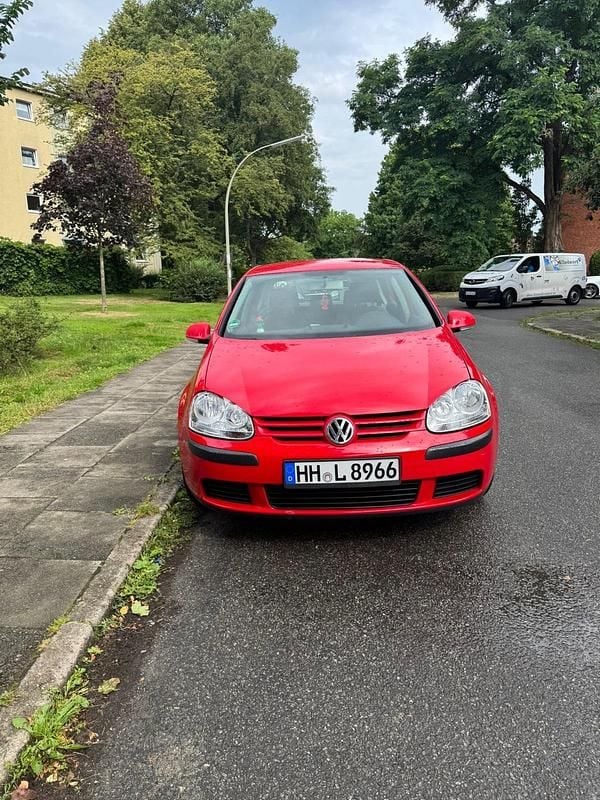 Rot Gebraucht 2004 VW Golf IV Kleinwagen | 1.449 € (Guter Preis) - Bild 1/4