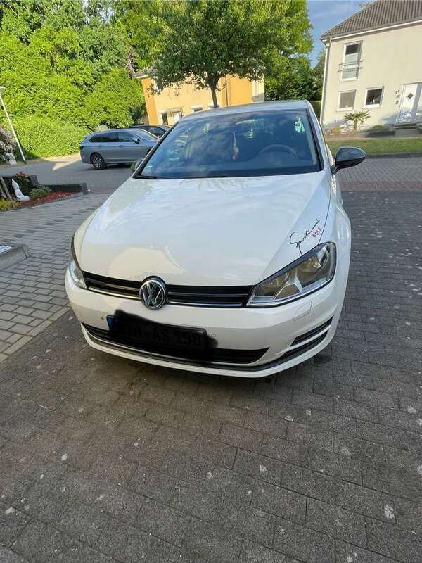 Weiß Gebraucht 2015 VW Golf VII Cup Kleinwagen | 9.300 € (Superpreis) - Bild 1/4