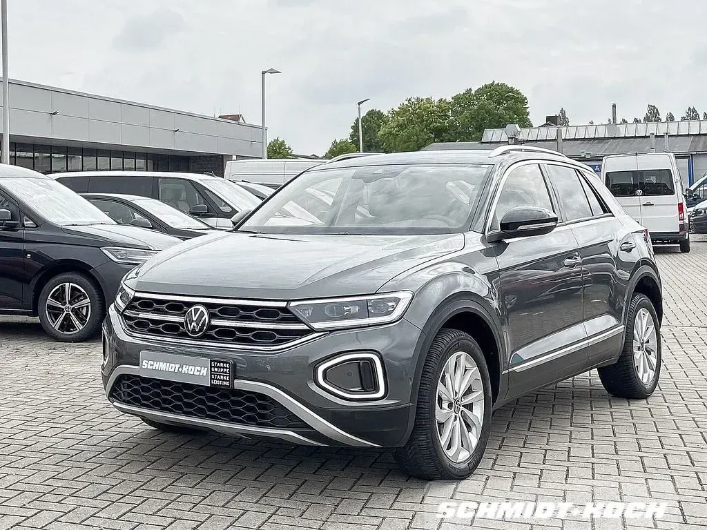 Gebraucht VW T-Roc Style 110 PS (80 kW) 2023 Grau SUV