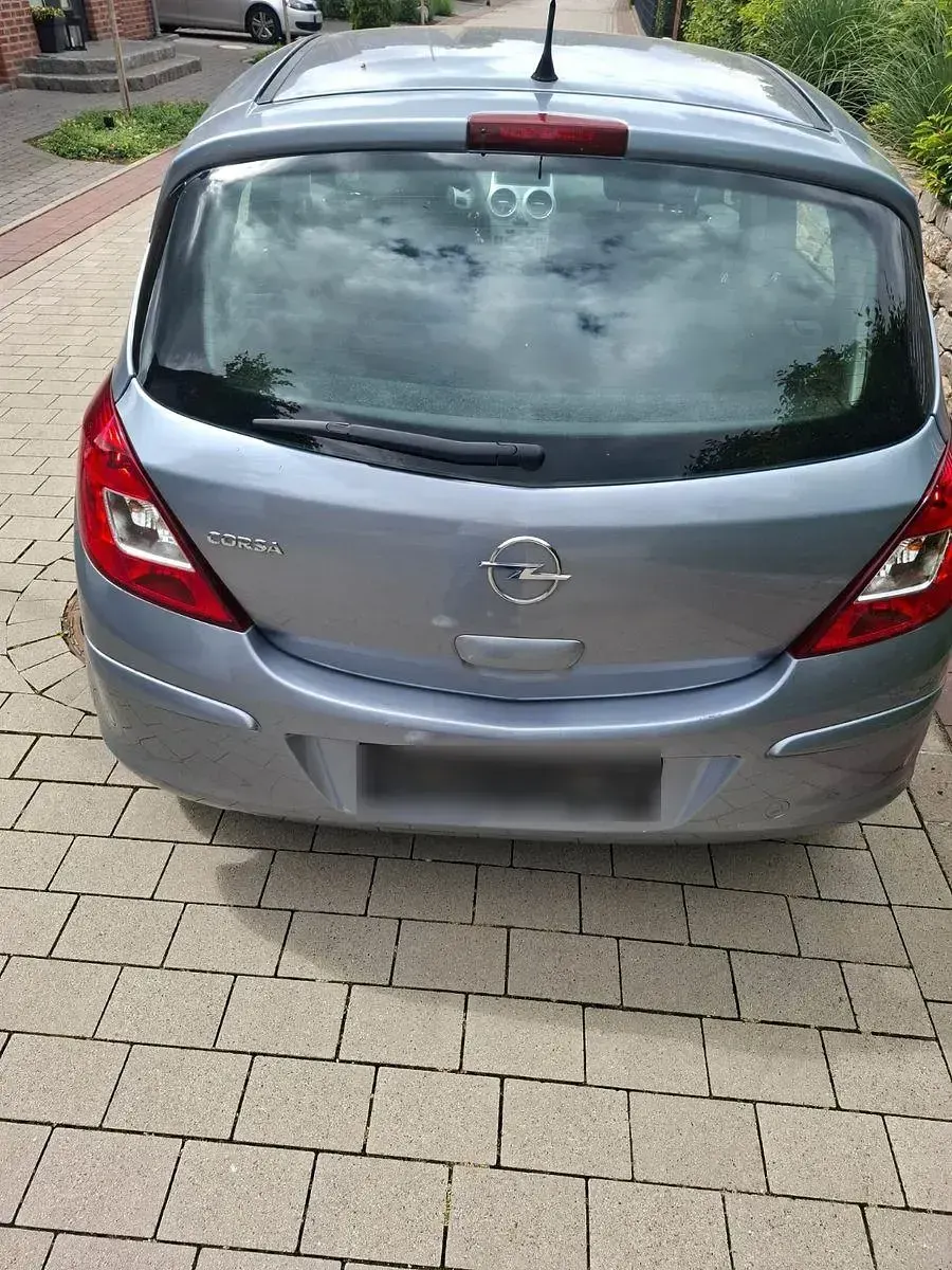 Gebraucht Opel Corsa Edition 80 PS (58 kW) 2008 Silber Kleinwagen