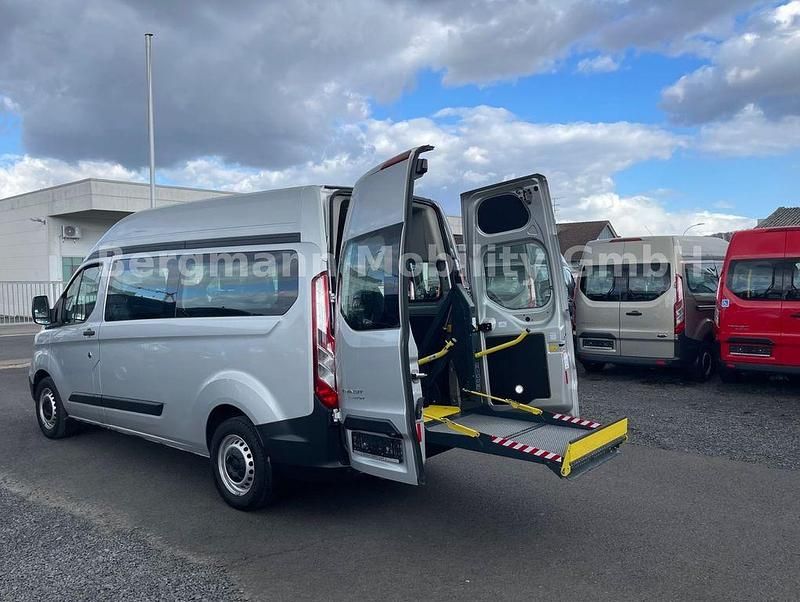 Gebraucht Ford Transit Custom 105 PS (77 kW) 2023 Silber Van / Kleinbus