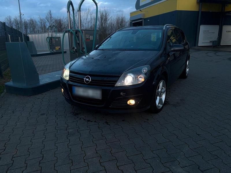 Gebraucht Opel Astra 150 PS (110 kW) 2005 Schwarz Kombi