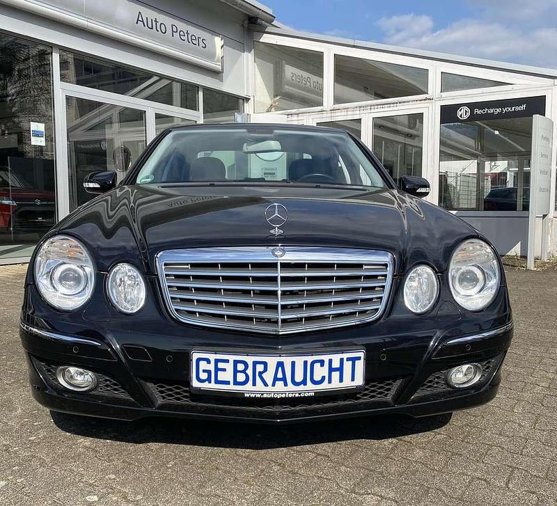 Gebraucht Mercedes E350 Elegance 272 PS (200 kW) 2007 Obsidianschwarz met. Limousine