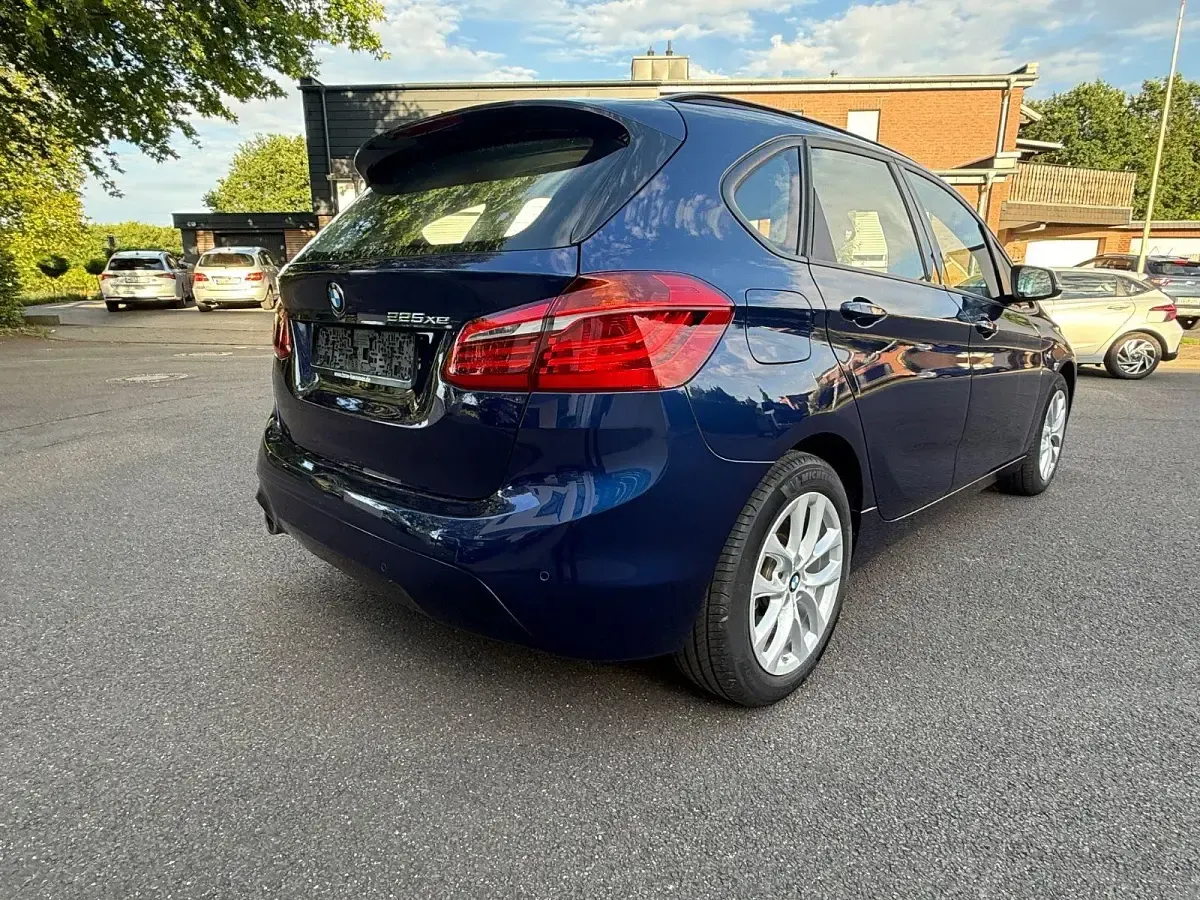 Gebraucht BMW 225 Active Tourer Advantage 136 PS (100 kW) 2019 Blau Van / Kleinbus