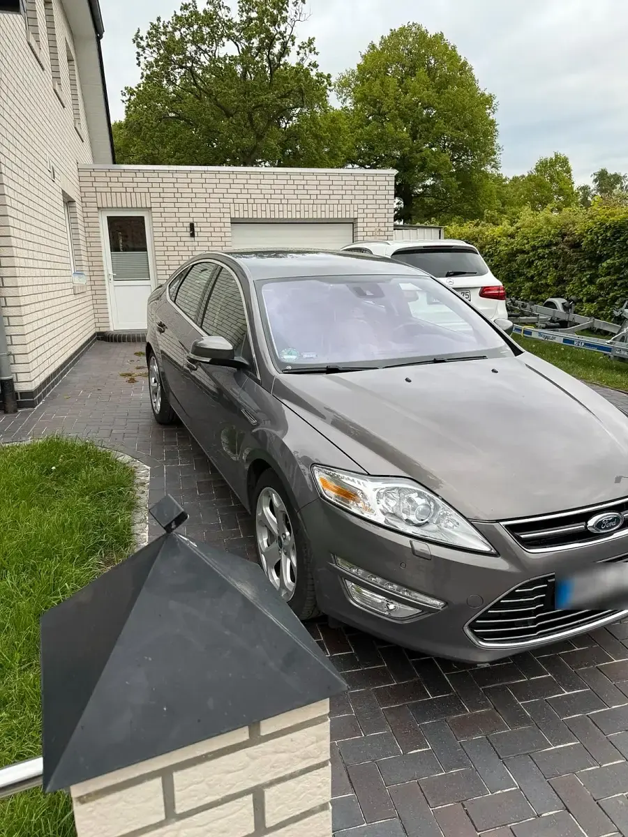 Gebraucht Ford Mondeo 140 PS (102 kW) 2014 Limousine
