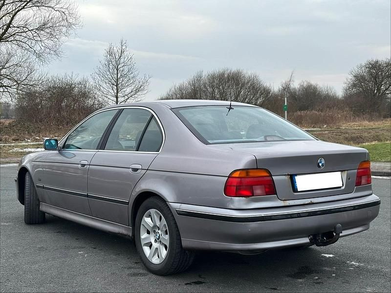 Gebraucht BMW 523 170 PS (125 kW) 1999 Grau Limousine