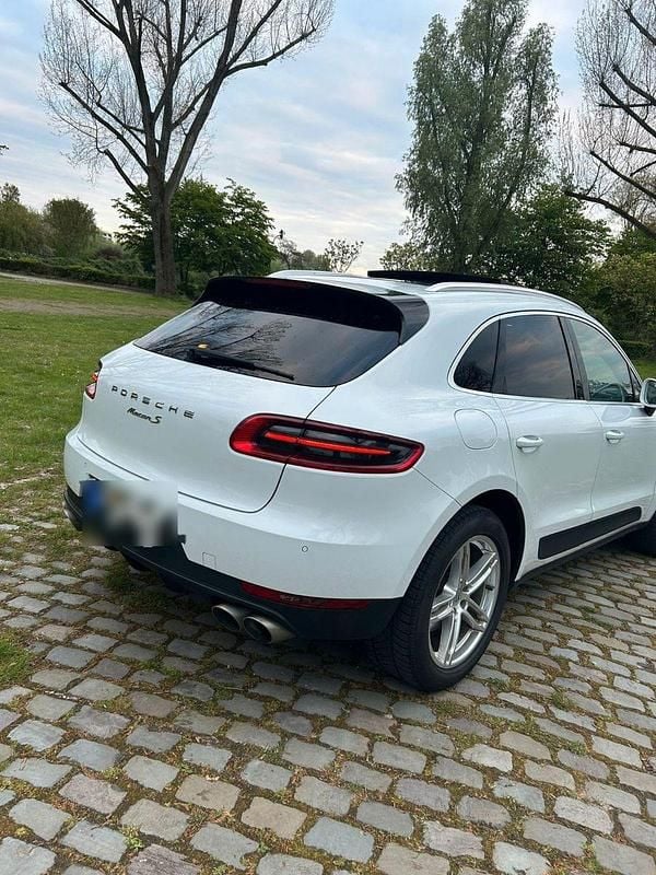 Second-hand Porsche Macan S 258 CP (189 kW) 2016 Alb SUV