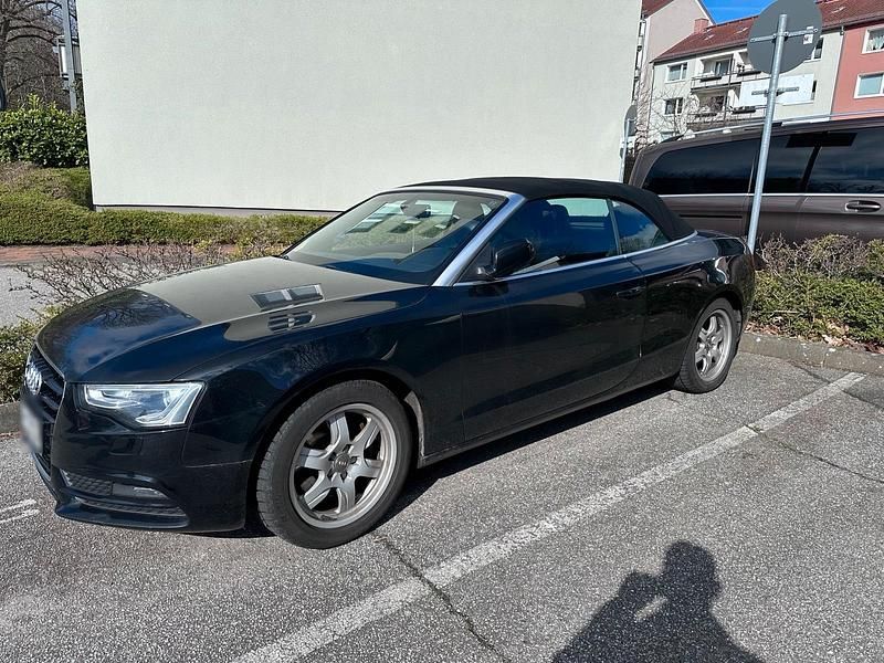 Gebraucht Audi A5 Cabriolet 179 PS (131 kW) 2012 Schwarz Cabrio