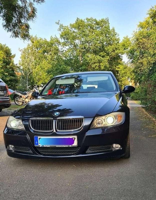 Schwarz Gebraucht 2008 BMW 318 Limousine | 3.200 € (Superpreis) - Bild 1/4
