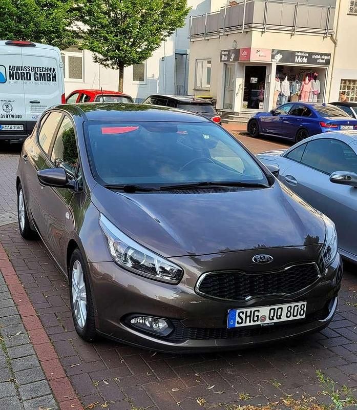 Gebraucht Kia Ceed 99 PS (72 kW) 2012 Kleinwagen