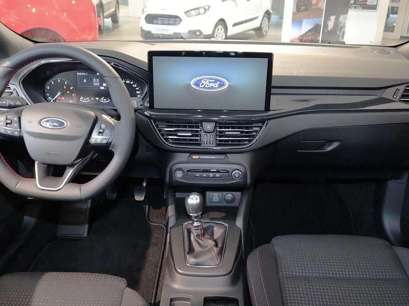 Gebraucht Ford Focus ST-Line 125 PS (91 kW) 2024 Schwarz Limousine