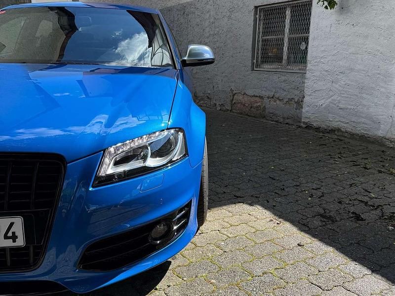 Gebraucht Audi S3 Design 301 PS (221 kW) 2009 Blau Limousine