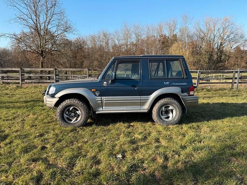 Gebraucht Hyundai Galloper 141 PS (103 kW) 1998 Blau SUV