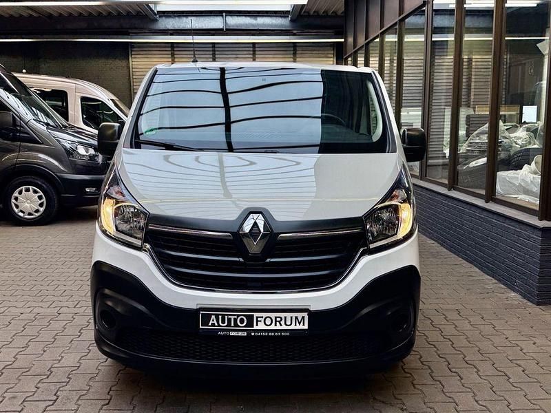 Gebraucht Renault Trafic 120 PS (88 kW) 2021 Weiß Van / Kleinbus
