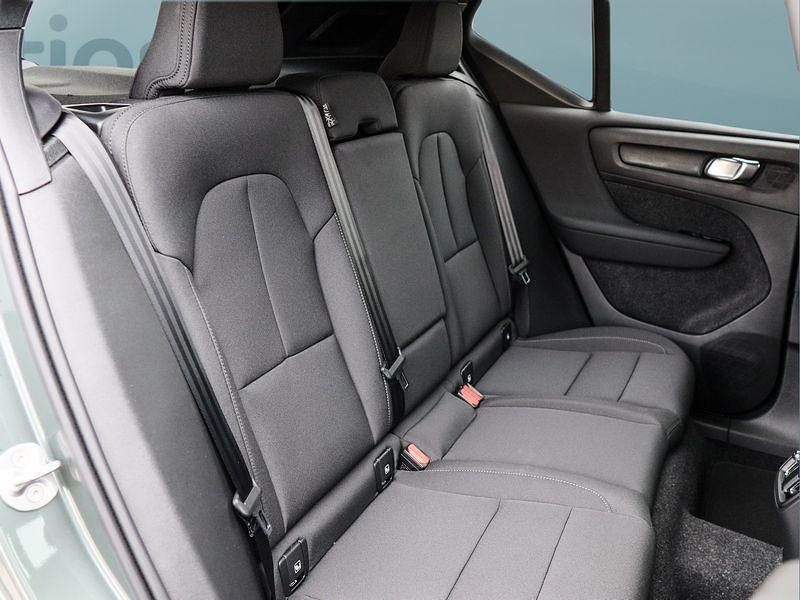 Neu Volvo EX40 Single Motor 185 kW (252 PS) 2025 Grün SUV