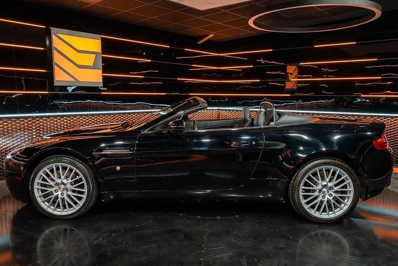 Gebraucht Aston Martin V8 Vantage 426 PS (313 kW) 2009 Schwarz Cabrio