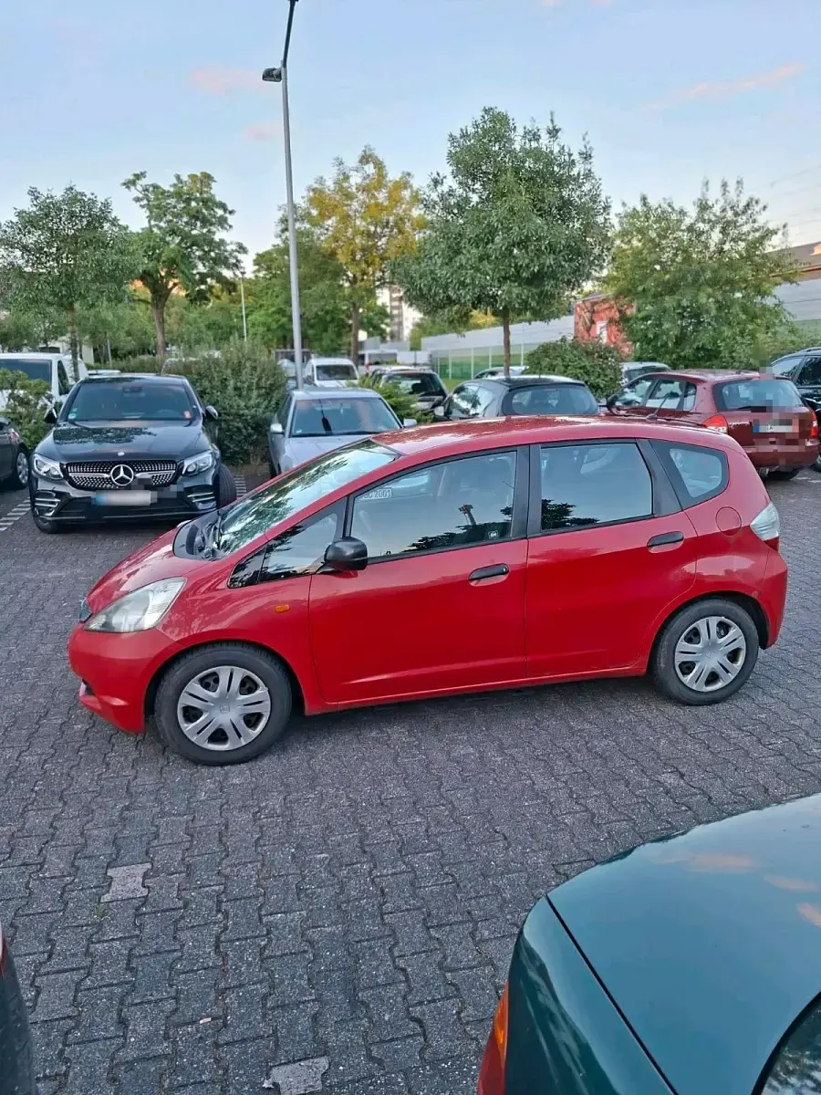 Gebraucht Honda Jazz 90 PS (66 kW) 2009 Rot Kleinwagen