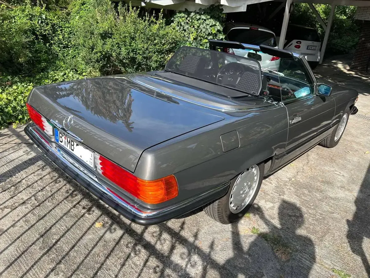 Gebraucht Mercedes SL300 179 PS (131 kW) 1988 Grau Cabrio