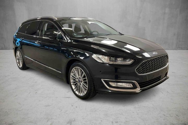 Schwarz Gebraucht 2018 Ford Mondeo Vignale Limousine | 12.125 € (Fairer Preis) - Bild 1/4