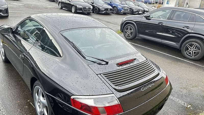 Gebraucht Porsche 996 300 PS (220 kW) 2000 Schwarz Coupé