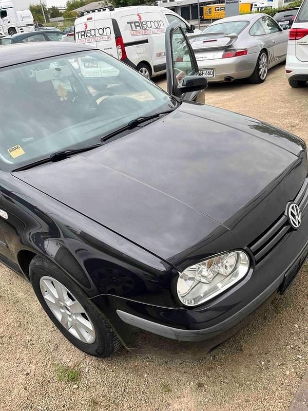 Gebraucht VW Golf IV 105 PS (77 kW) 2001 Schwarz Kleinwagen