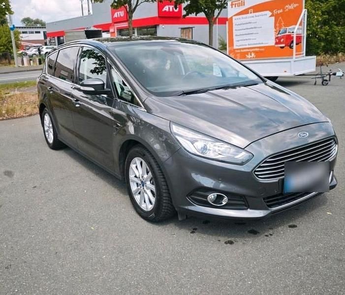 Gebraucht Ford S-MAX Titanium 160 PS (117 kW) 2016 Van / Kleinbus