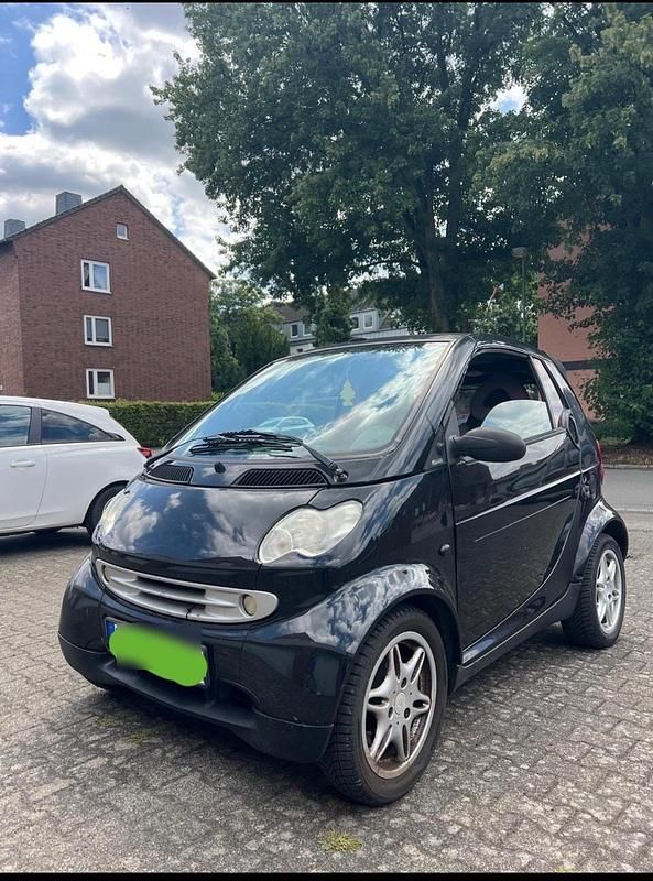 Schwarz Gebraucht 2003 Smart ForTwo Cabrio Cabrio | 1.000 € - Bild 1/4