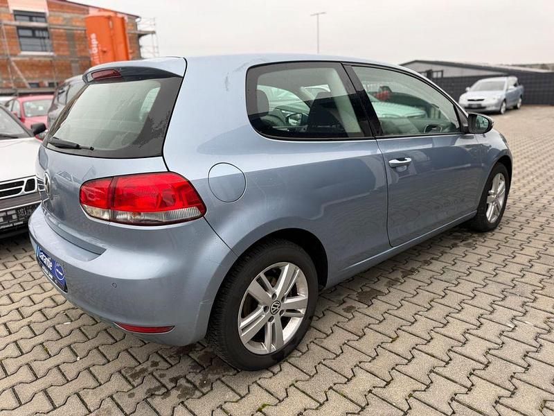 Usata VW Golf VI 80 CV (58 kW) 2008 Blu Utilitaria