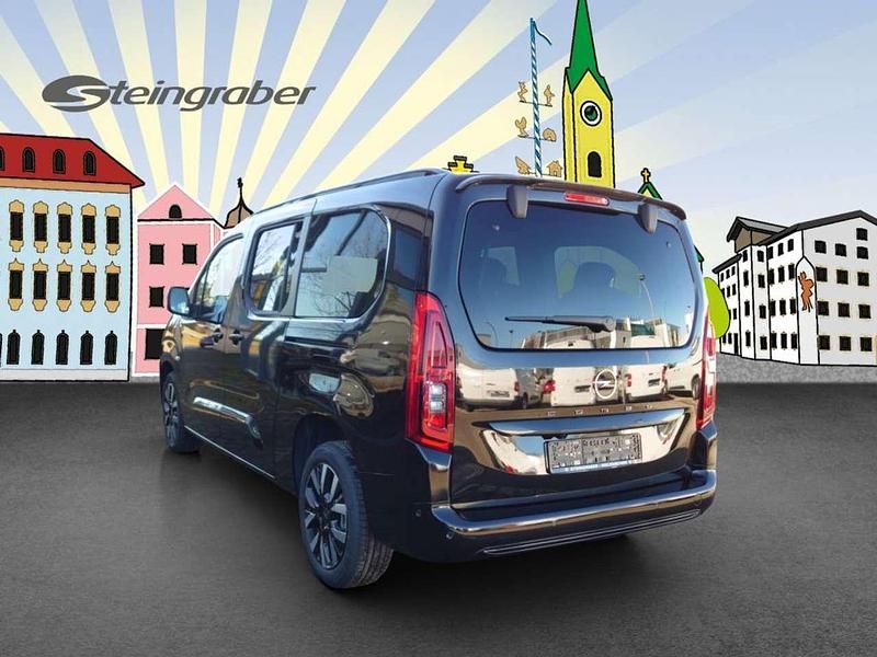 Nowe Opel Combo 131 KM (96 kW) 2026 Czarny Minivan