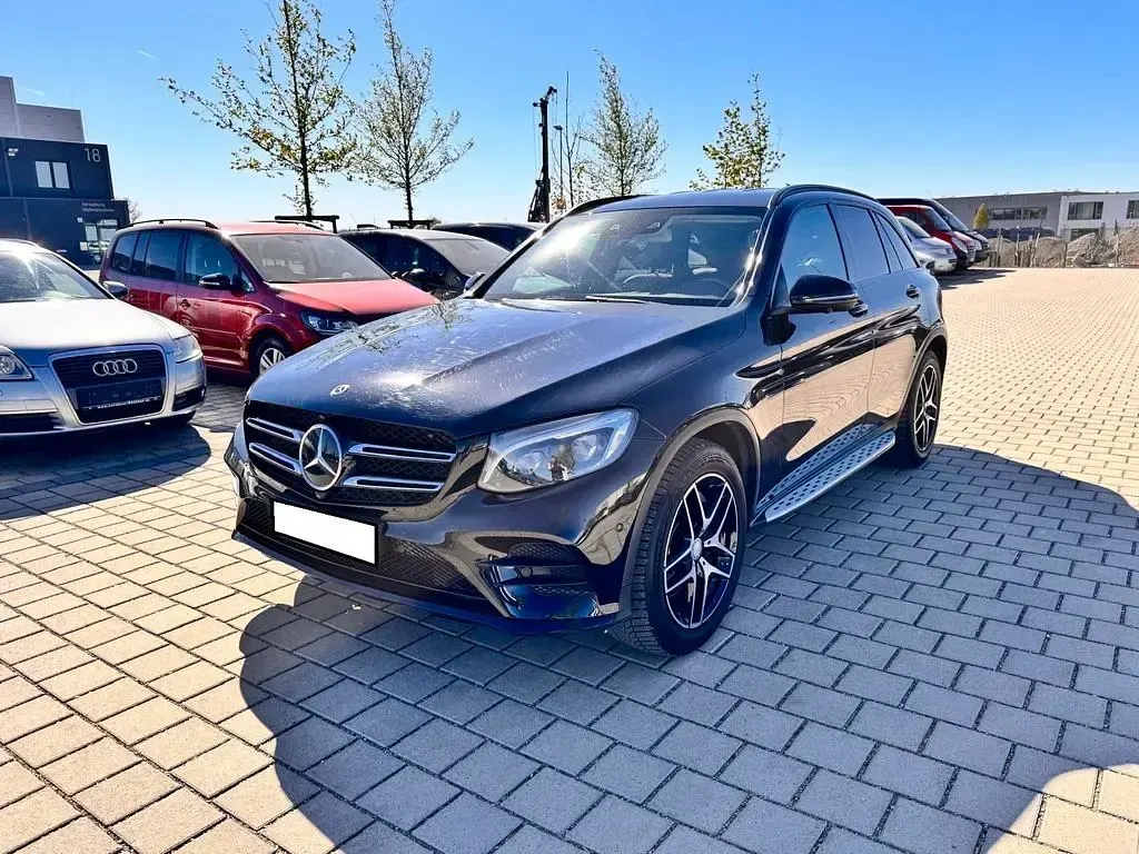 Gebraucht Mercedes GLC250 211 PS (155 kW) 2018 Schwarz SUV