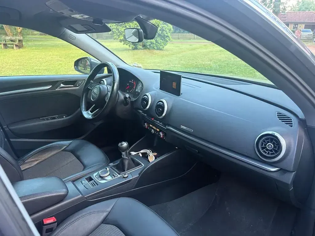 Gebraucht Audi A3 150 PS (110 kW) 2017 Grau Limousine