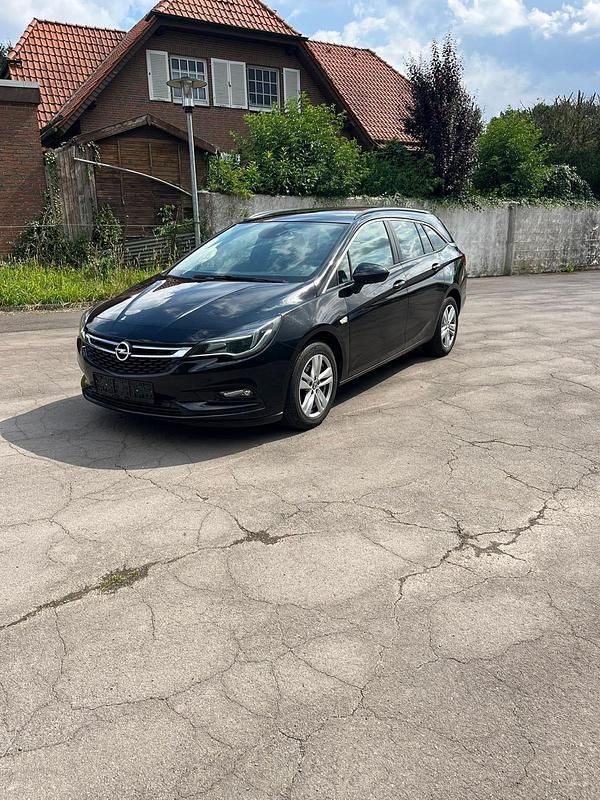 Schwarz Gebraucht 2019 Opel Astra Business Edition Kombi | 10.890 € (Fairer Preis) - Bild 1/4