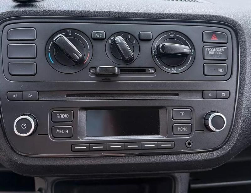 Gebraucht Seat Mii 4You 60 PS (44 kW) 2014 Weiß Kleinwagen